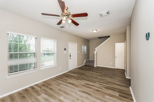 Photo - 20627 Sycamore Crest Ln