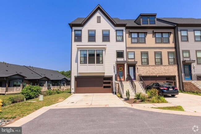 Building Photo - 7312 Red Pond Ct Rental