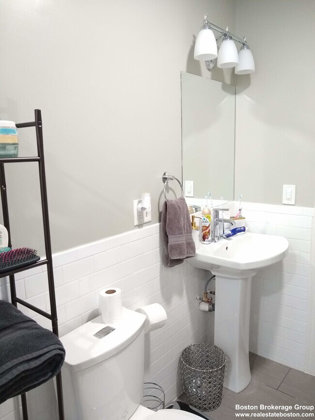 Photo - 17 Ashley St