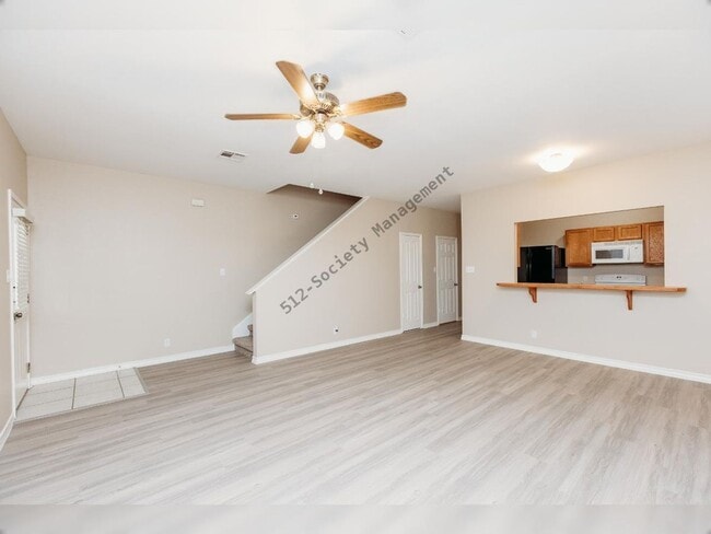 Photo - 212 Sandstone Dr Unidad Apt G