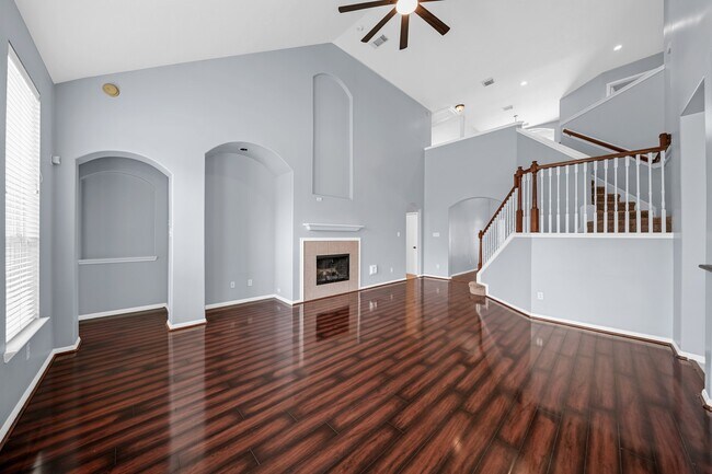 Photo - 12 Palomar Dr