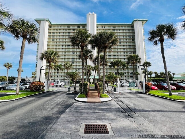 9900 S Ocean Dr Unit 810