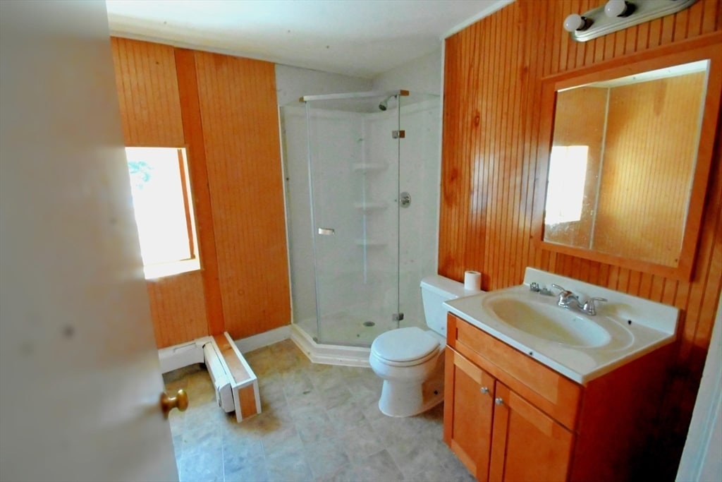 Photo - 262 Main St Unit 3