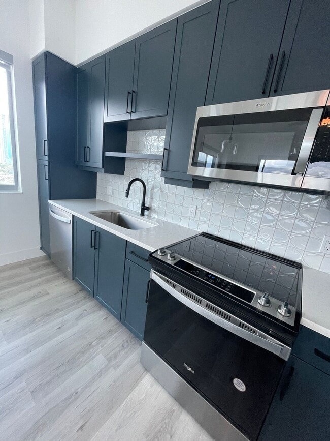 Photo - 147 NW 32nd St Unit B1