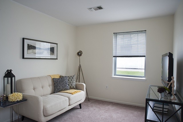 Photo - Idlewild Creek  Apartments