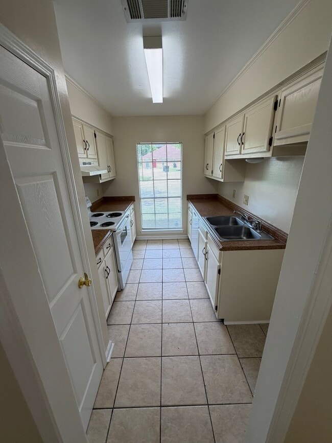 Photo - 8154-8156 Jefferson Park Unit 8154