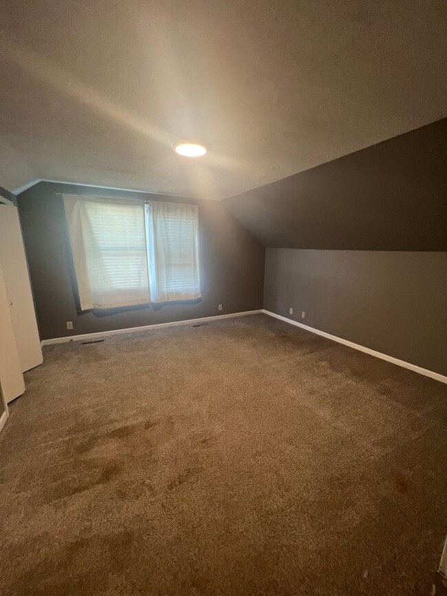 Photo - 1806 S Broadway St Unit 1806 S Broadway Apt B
