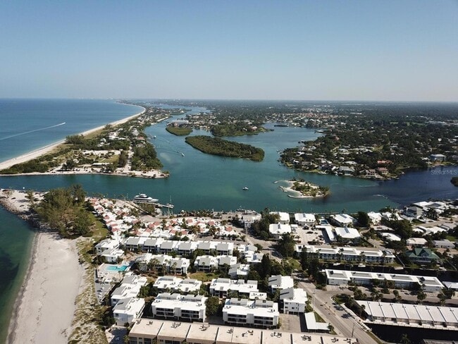 Photo - 1255 Tarpon Center Dr Unidad 612