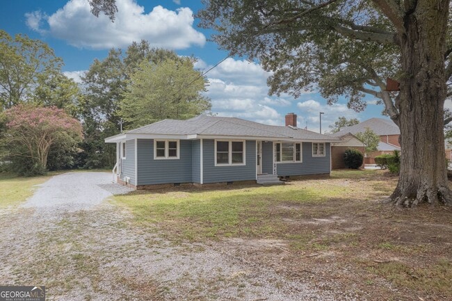Building Photo - 478 E Johnson St Rental