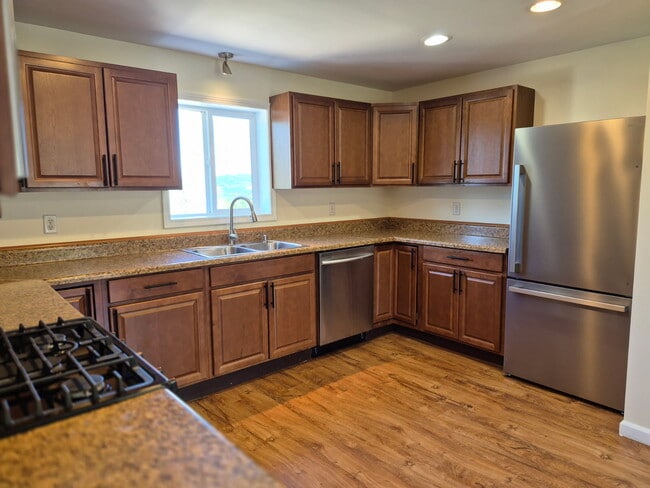 Building Photo - 4613 Bear Path Rd Rental
