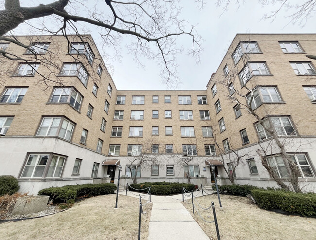 Photo - 2606 W Balmoral Ave Condo Unit 508