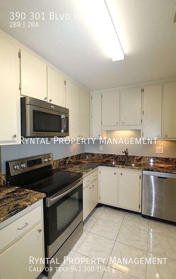 Photo - 390-301 301 Blvd W Unit 24D