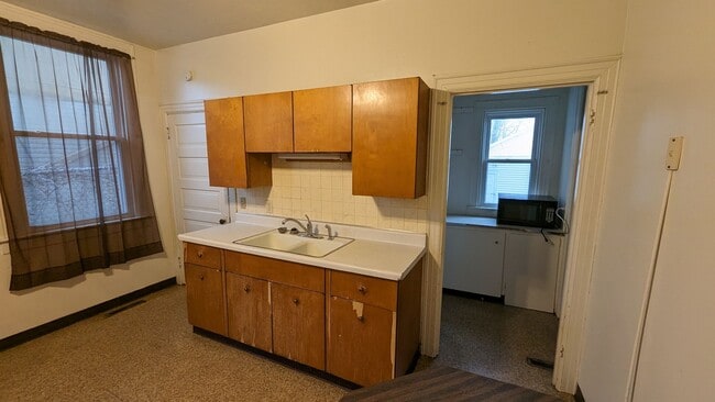 Photo - 707 Brady-707 Unit 707