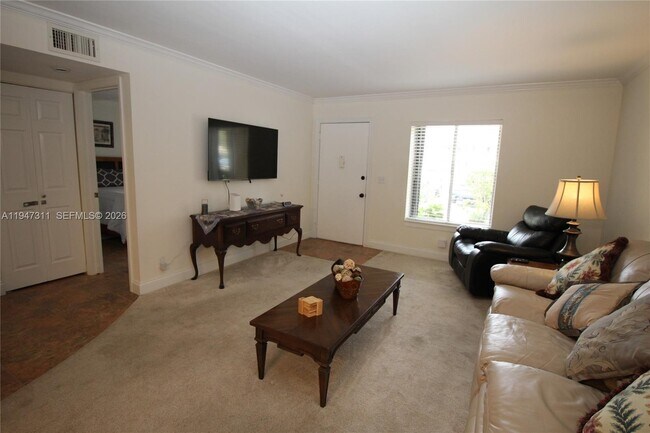 Photo - 6516 Chasewood Dr Unit B