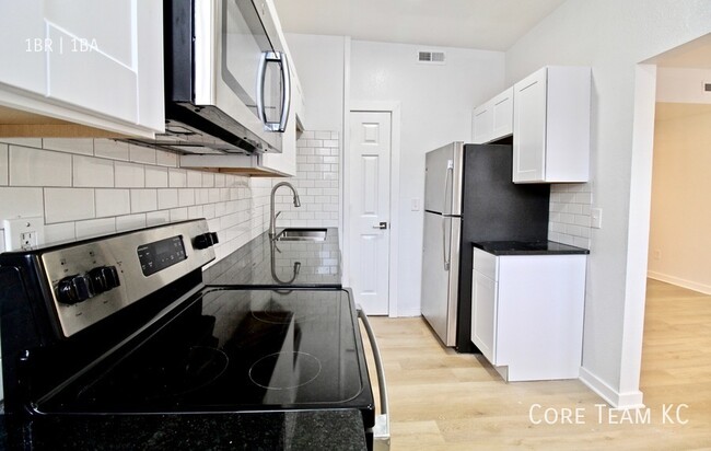 Newly Renovated 1 Bed For Rent! - Newly Renovated 1 Bed For Rent! Apartamento Unidad 712-10