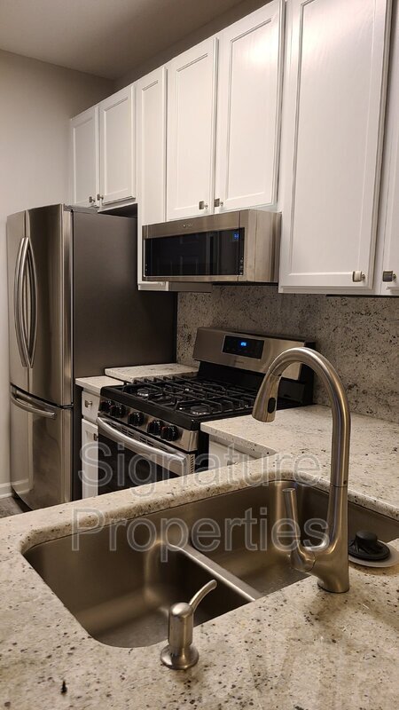 Photo - 9410 Links Ln Unit Apt H