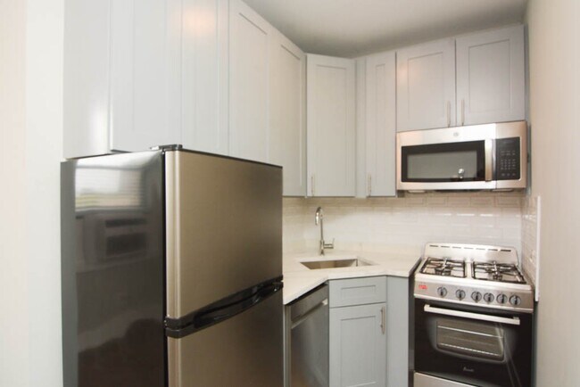 Photo - 545 W Belmont Ave Unit F6