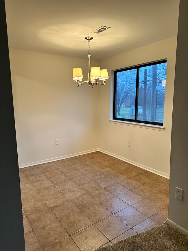 316 White Horse Pike Condo Condo for Rent in West Collingswood, NJ