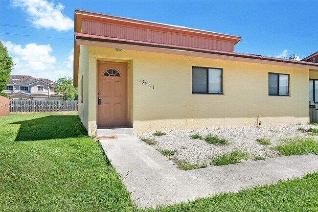 Building Photo - 13963 SW 280th Terrace Rental