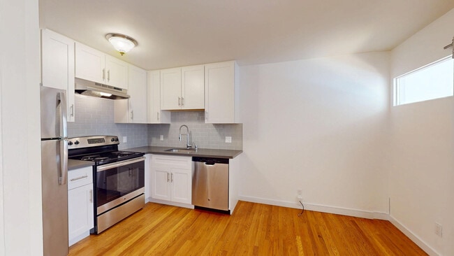 Photo - 759 Green St Unit 2D