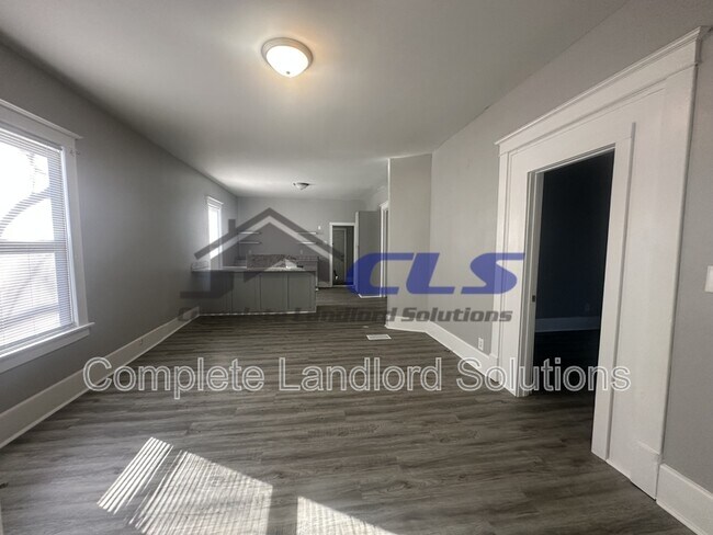 Photo - 1507 5th Ave
