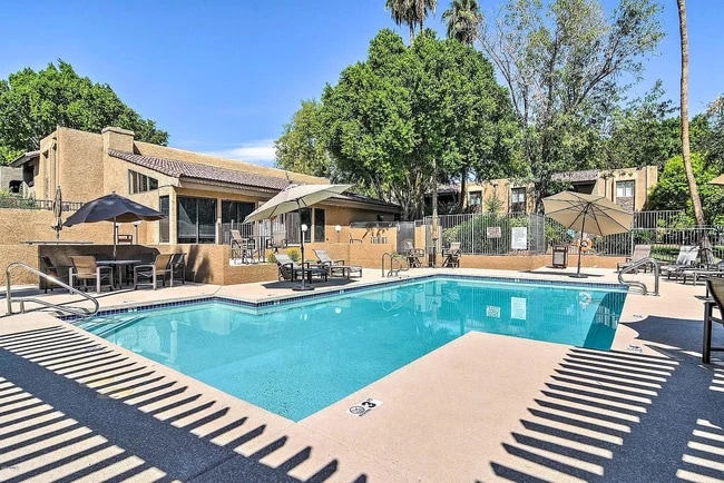 Building Photo - 3825 E Camelback Rd Unit Arcadia Residences
