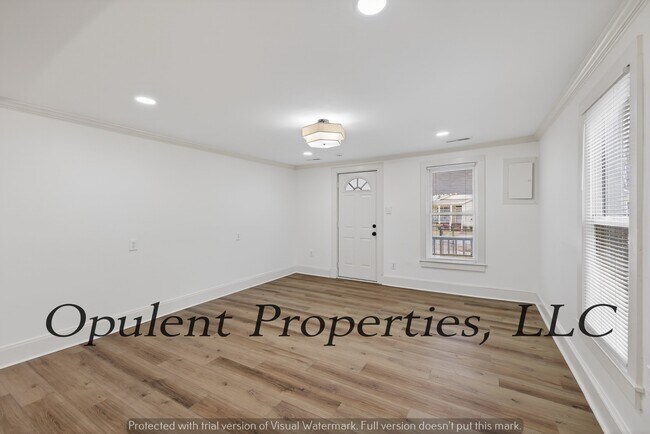 Photo - 1216 Stevens Ave NE