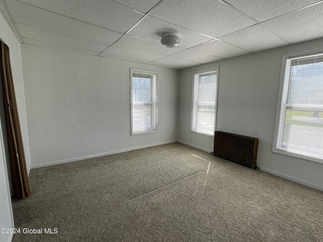 Photo - 524 Maple Ave Unit Apt 1