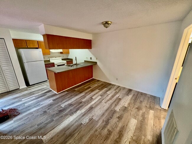 Photo - 8789 Live Oak Ct