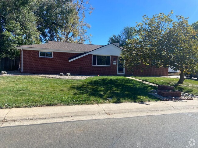 Building Photo - Charming Brick Ranch in Wheat Ridge Rental