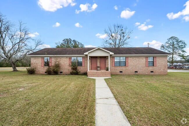 Building Photo - 201 S Cypress St Rental