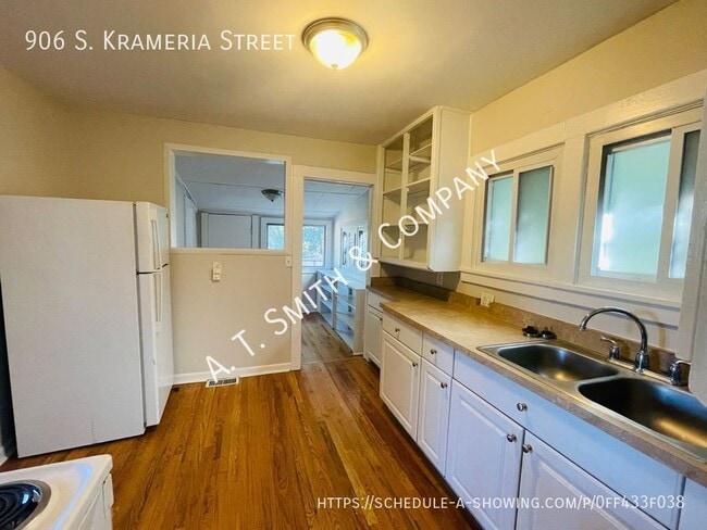 Photo - 906 S Krameria St