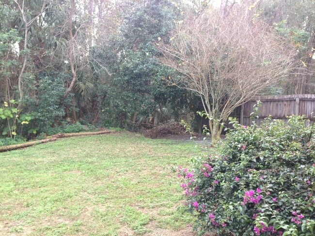 Building Photo - Gorgeous 4 BR Lake Mary home on Conservation lot - walking distance to Lake Mary HS