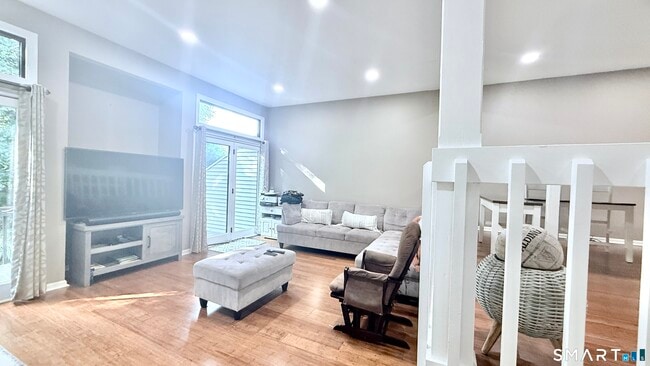 Photo - 507 Mill Pond Dr Unit 507