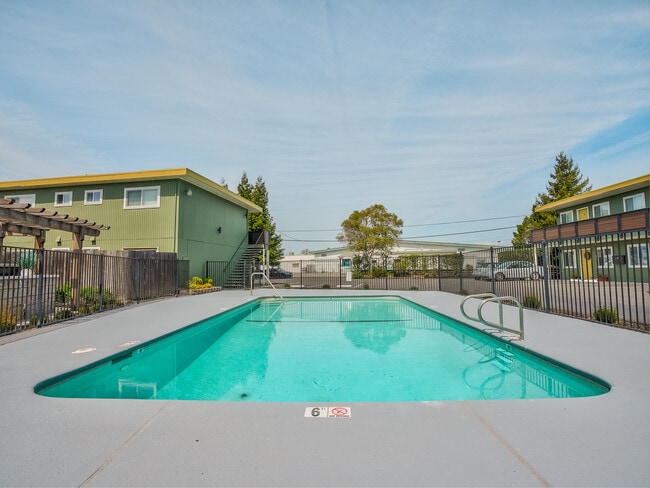 The Grove Apartments