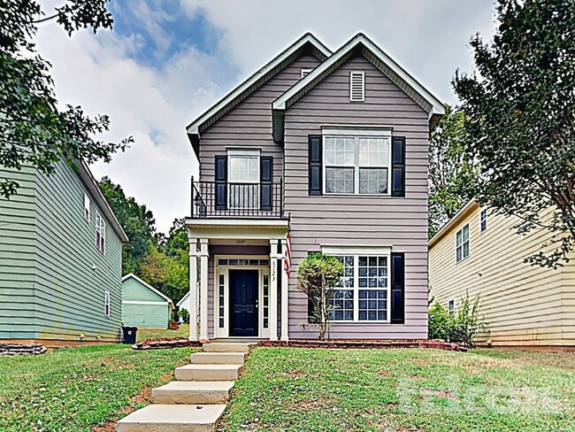 Building Photo - 6723 Dunton St