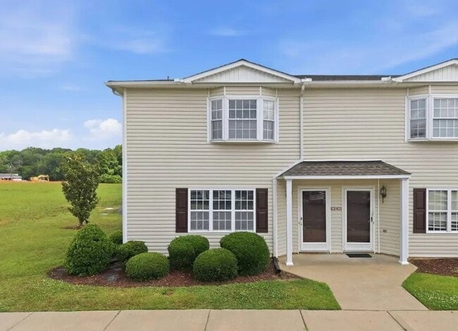 Building Photo - 2128 Flagstone Ct