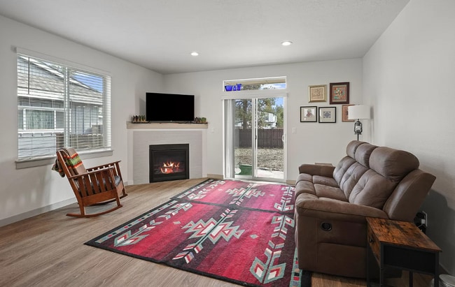 Photo - n51304 Unit 1