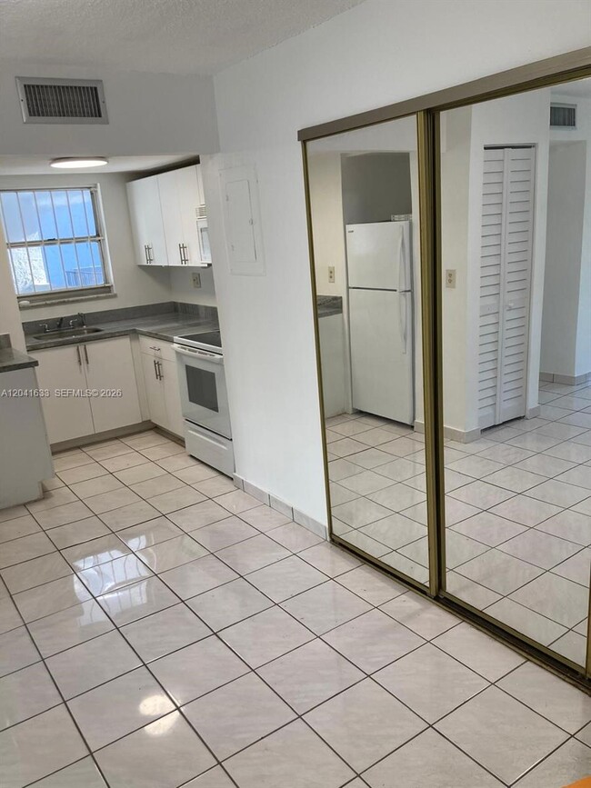 Photo - 210 Fontainebleau Blvd Unit 306