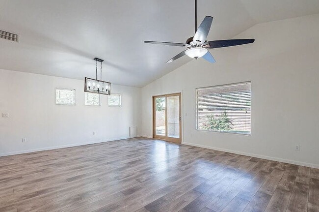 Photo - Madera Highlands