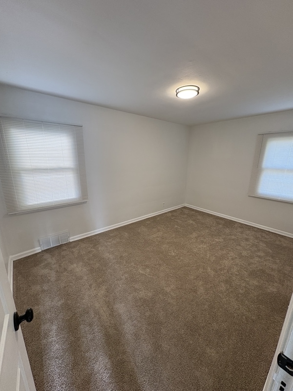 Photo - 15710 Biltmore St