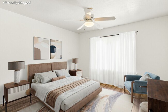 Photo - 1905 Honeysuckle Dr