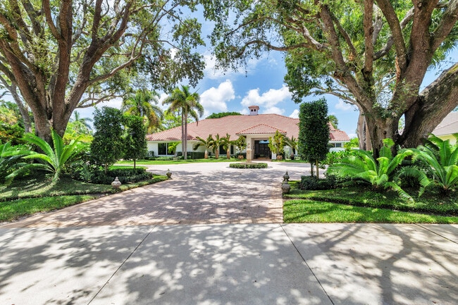 Photo - 1504 Breakers W Blvd