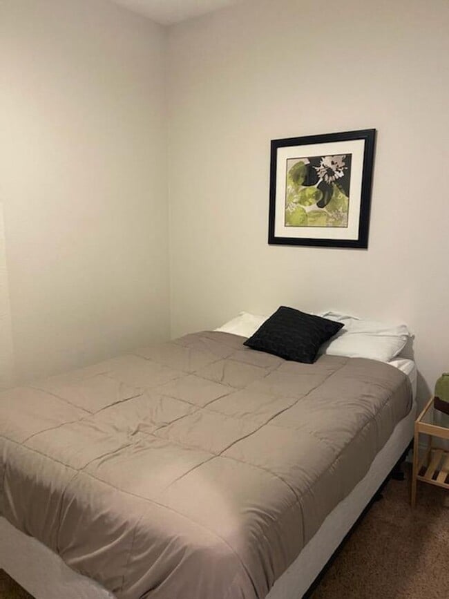 Photo - 2 Bedroom in Downtown Manchester!