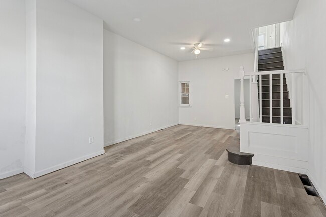 Photo - 2350 N Opal St