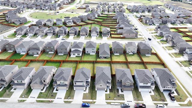 Photo - 1008 Clear Dusk Ln