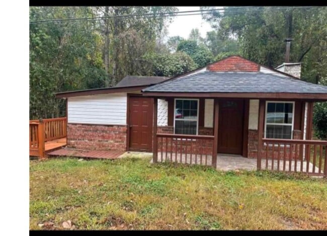 Building Photo - 6925 Buchanan Hwy