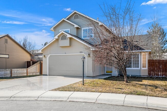 Photo - Welcome to Star! Great location 3 bed 2.5 Bath