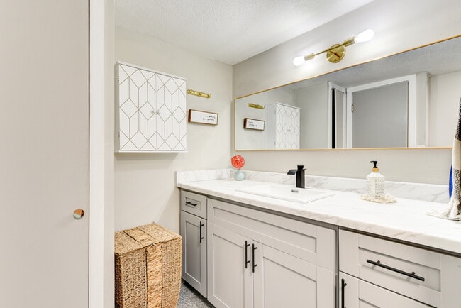 Photo - 2355 Ala Wai Blvd Unidad Waikiki Getaway