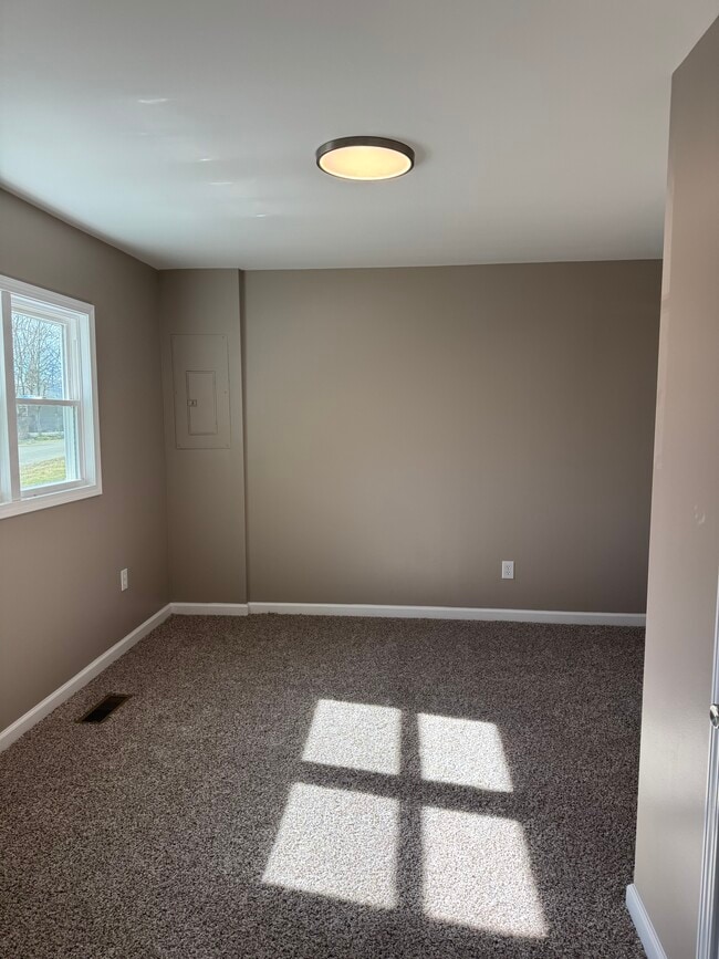 Photo - 138 Cherry Ln